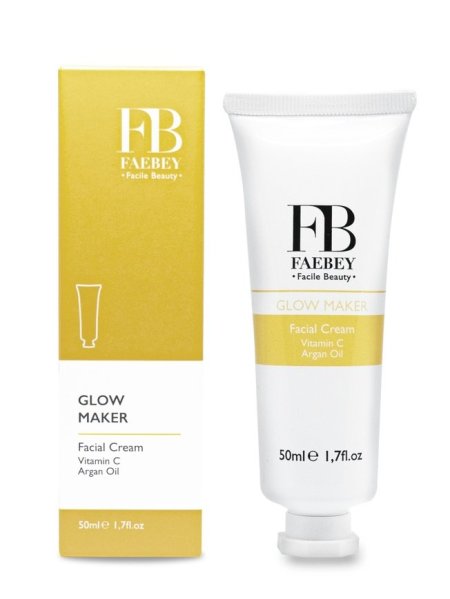 كريم مرطب تفتيح و توحيد لون البشرة